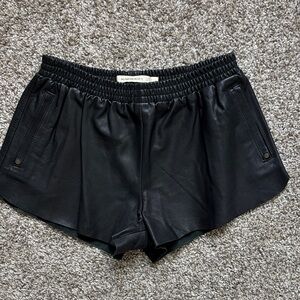 Rapsodia Women’s Leather Black Short Size S